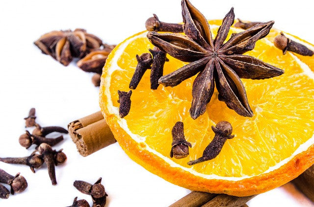 DIY Orange Cinnamon Clove Aromatherapy Room Spray